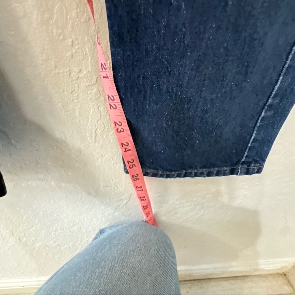 GAP Bootcut Button Fly Medium Wash 28 inch waist - Picture 6 of 8